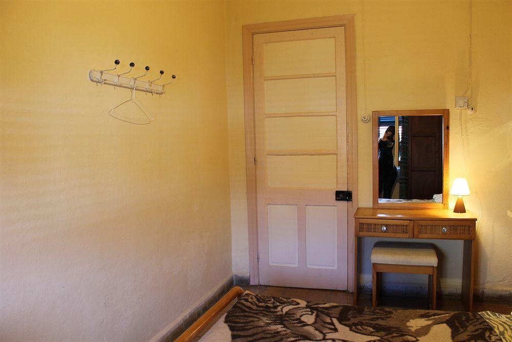 Trianon Hostel Paphos Luaran gambar