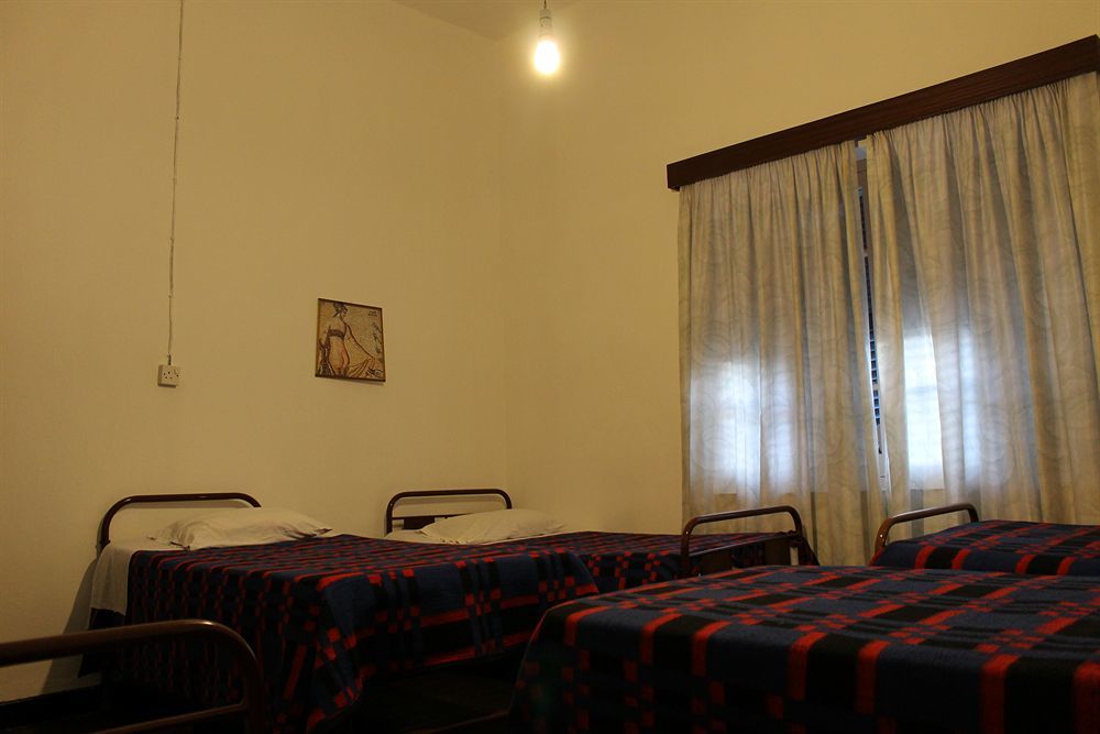 Trianon Hostel Paphos Luaran gambar