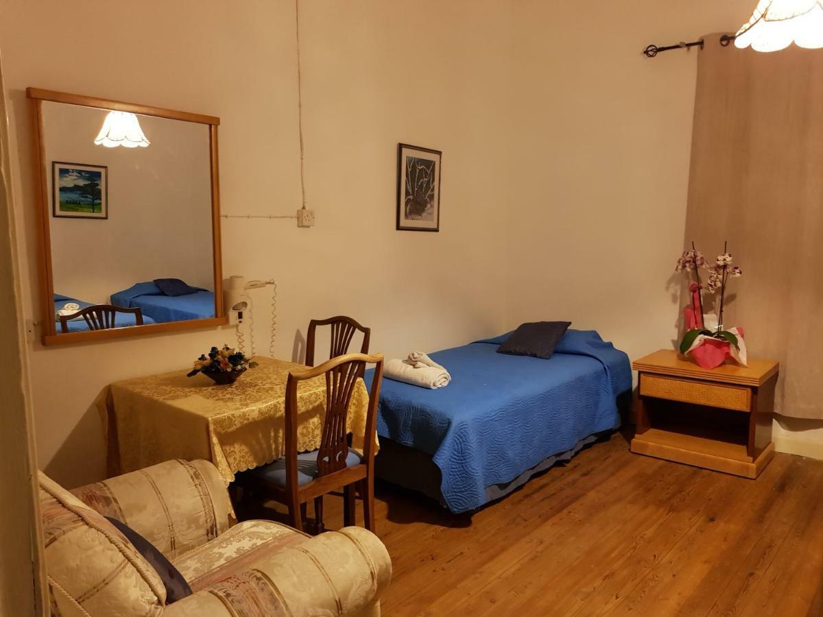 Trianon Hostel Paphos Luaran gambar