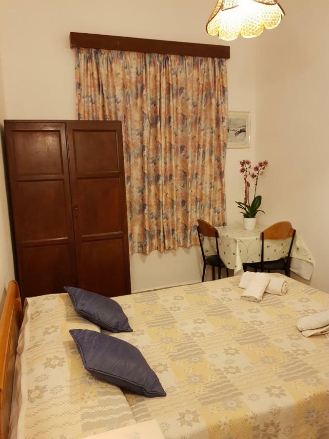 Trianon Hostel Paphos Luaran gambar